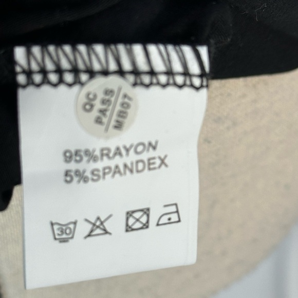 Yesfashion Sleeveless Halter Pleated Tank Top Blouse - Black - size Large - Picture 6 of 10